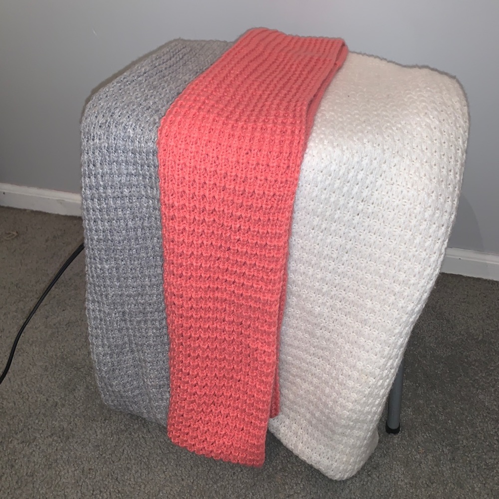 3 knit target scarf bundle